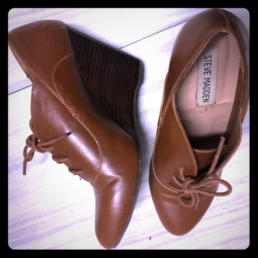 Cute Lace Up Steve Madden Heel